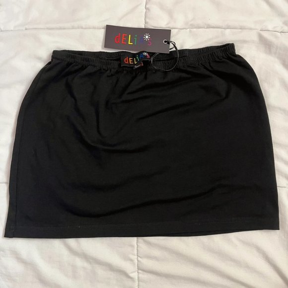 Mini Black Skirt - Picture 1 of 3